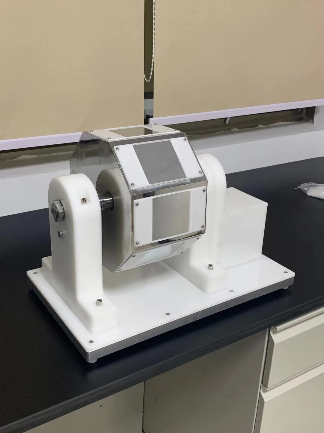 Rotierende Kollektoren für Elektrospinnen