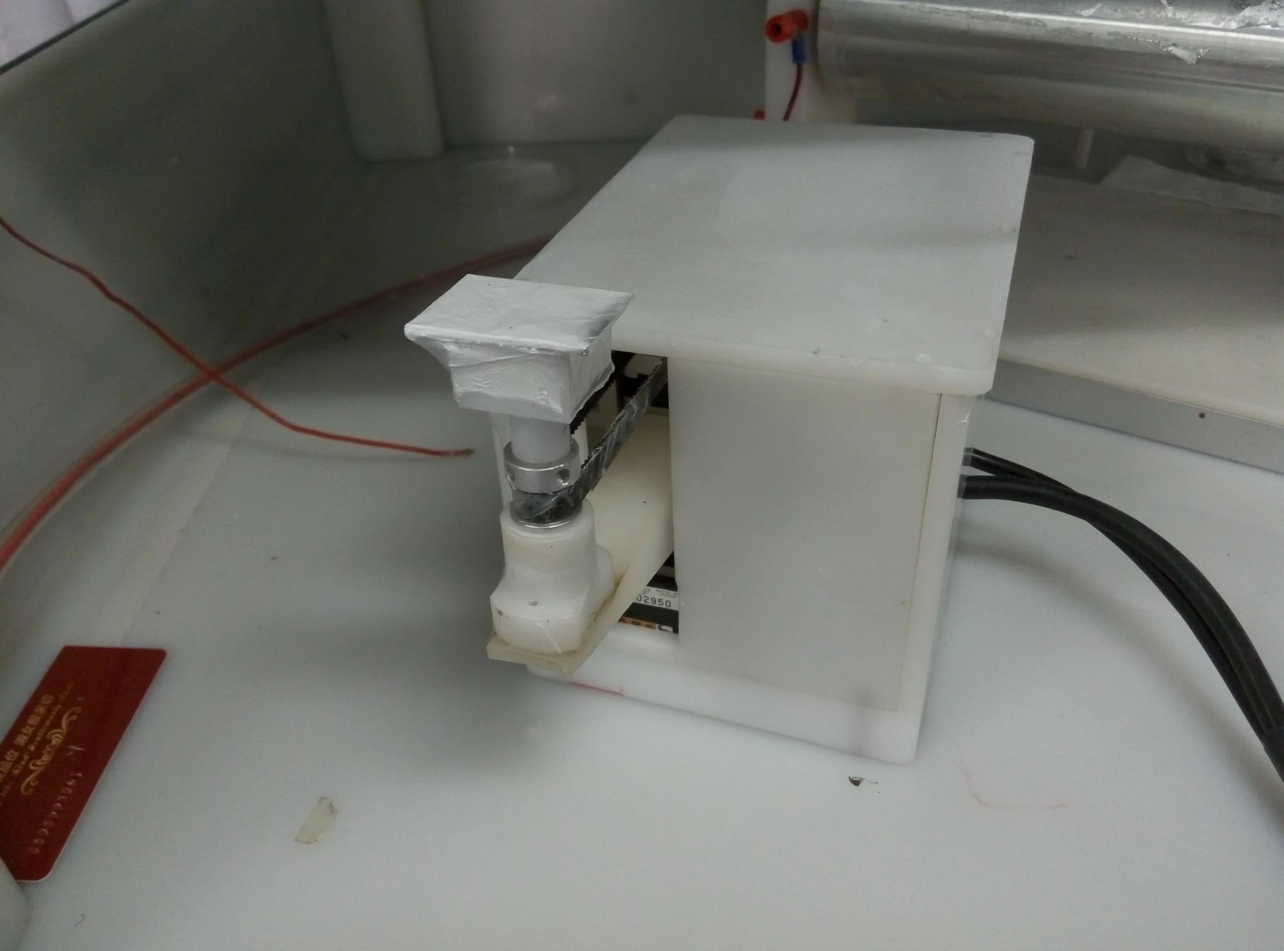 Cross-aligned fiber collector